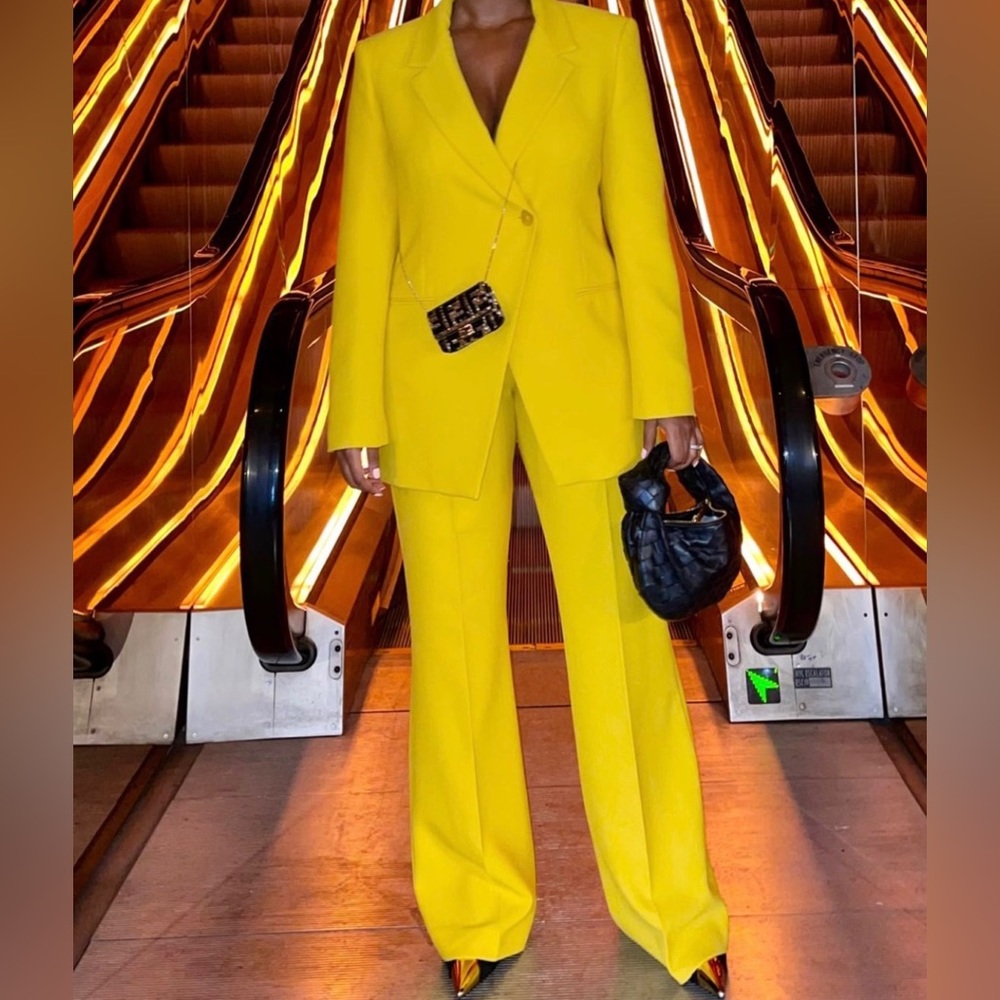 ZARA Women’s Yellow Textured Flare Pants 2248/268 (Multiple Sizes) NWT